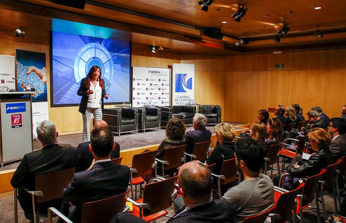  En la presentació de l’estudi i diverses ponències sobre la transformació digital van participar-hi directius i responsables de grans empreses i petites empreses del país.