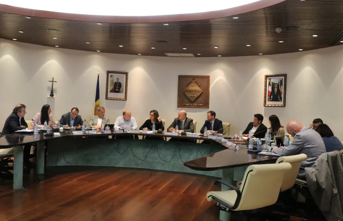 Un moment de la reunió de cònsols d’ahir celebrada al Comú d’Encamp.