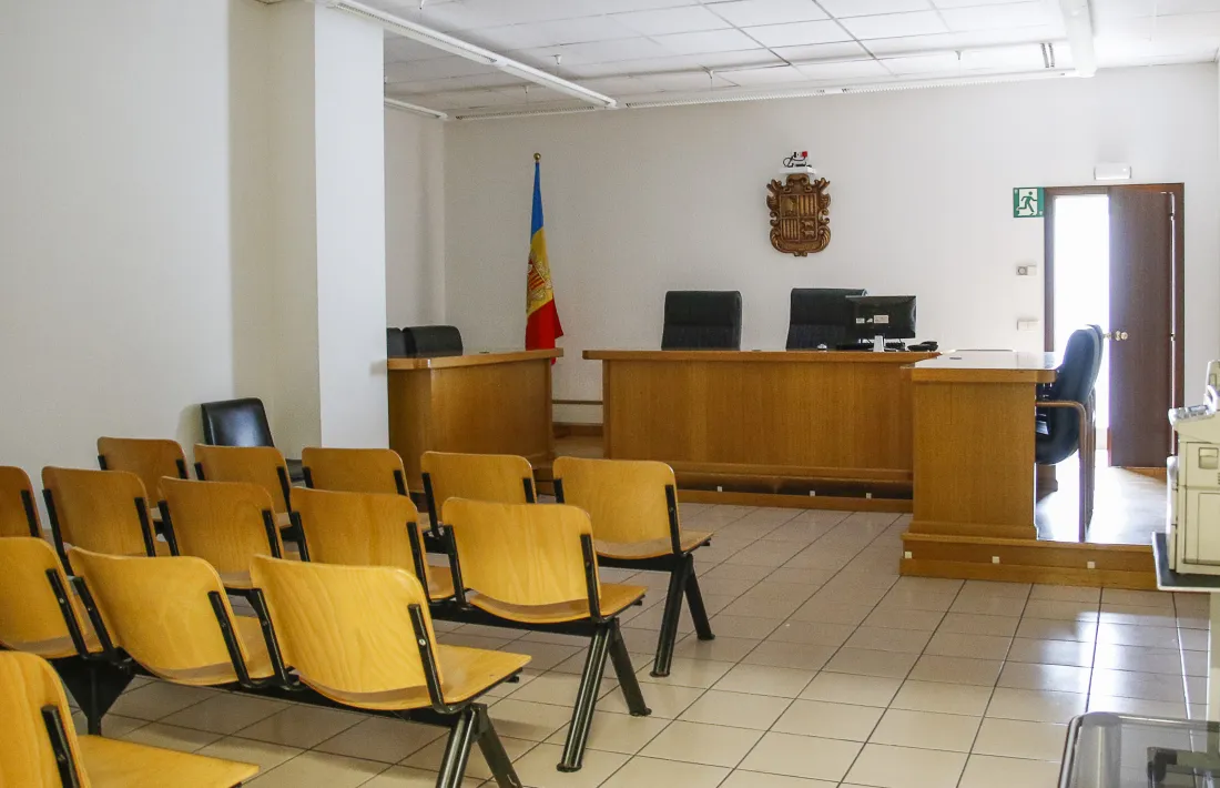 El judici, amb tot un seguit de testimonis i pèrits tècnics en psicologia, va durar més de sis hores. 