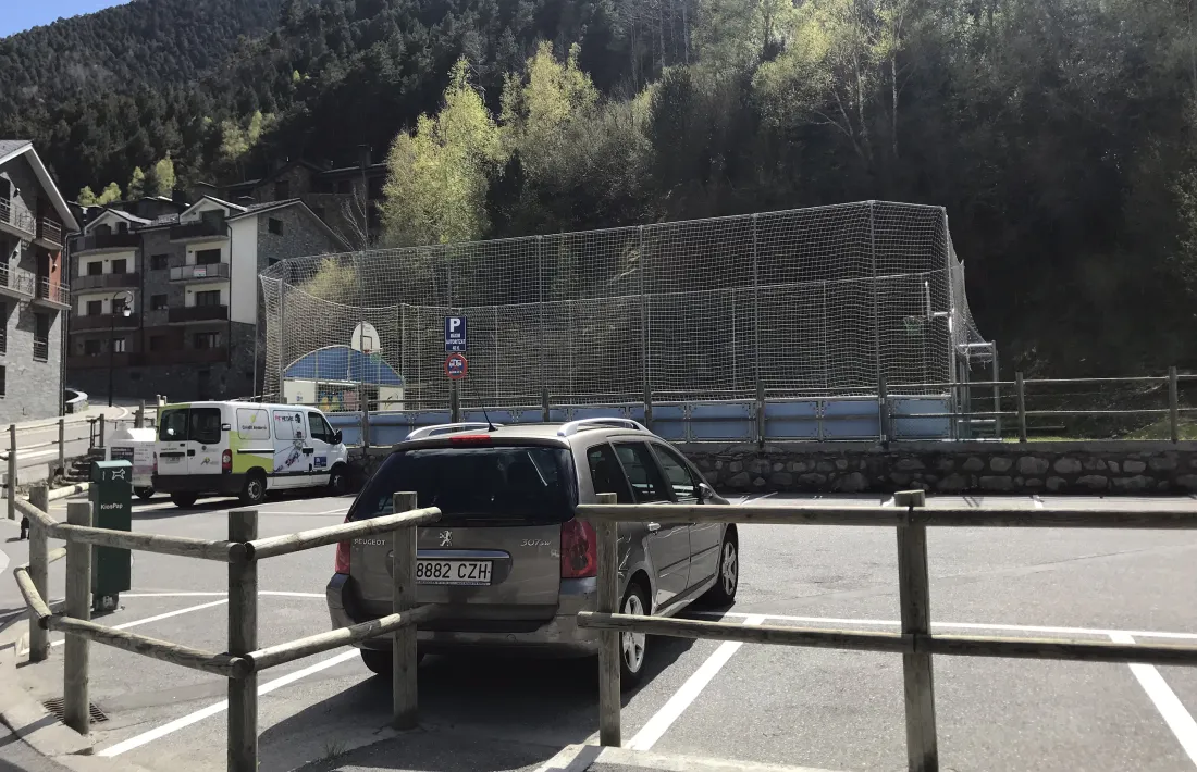 La zona on es farà el nou espai d'oci i esbarjo, a la Cortinada.