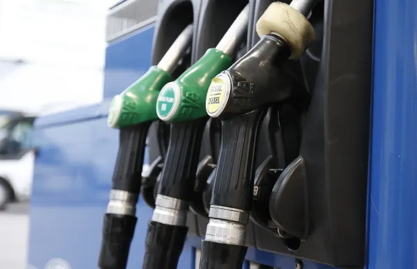 p._19_gasolinera_-_jgr