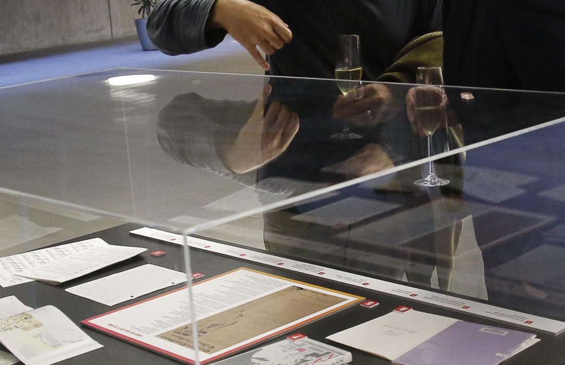 Díaz-Torrent, a l'exposició sobre James Kirkup al Consell General: és el coautor, amb Manel Gibert, del volum que en prepara el ministeri de Cultura.