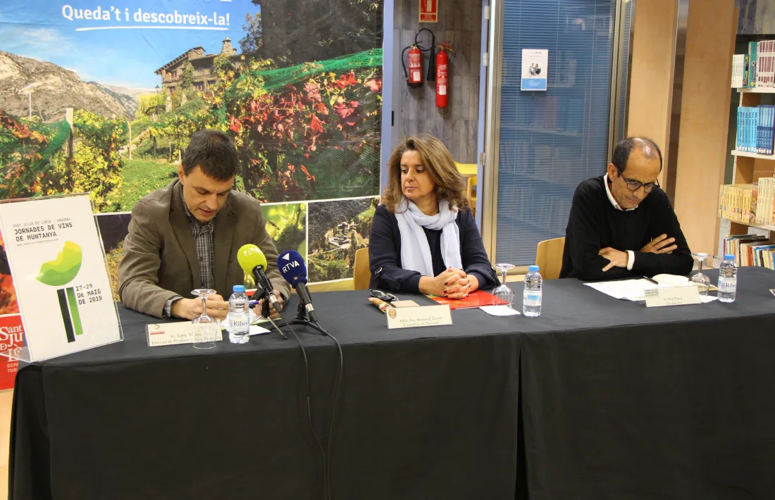 Enric Torres, director de Producte i Nous Projectes; Meritxell Teruel, consellera de Turisme, i Pep Palau, codirector de Vonarend & Associats