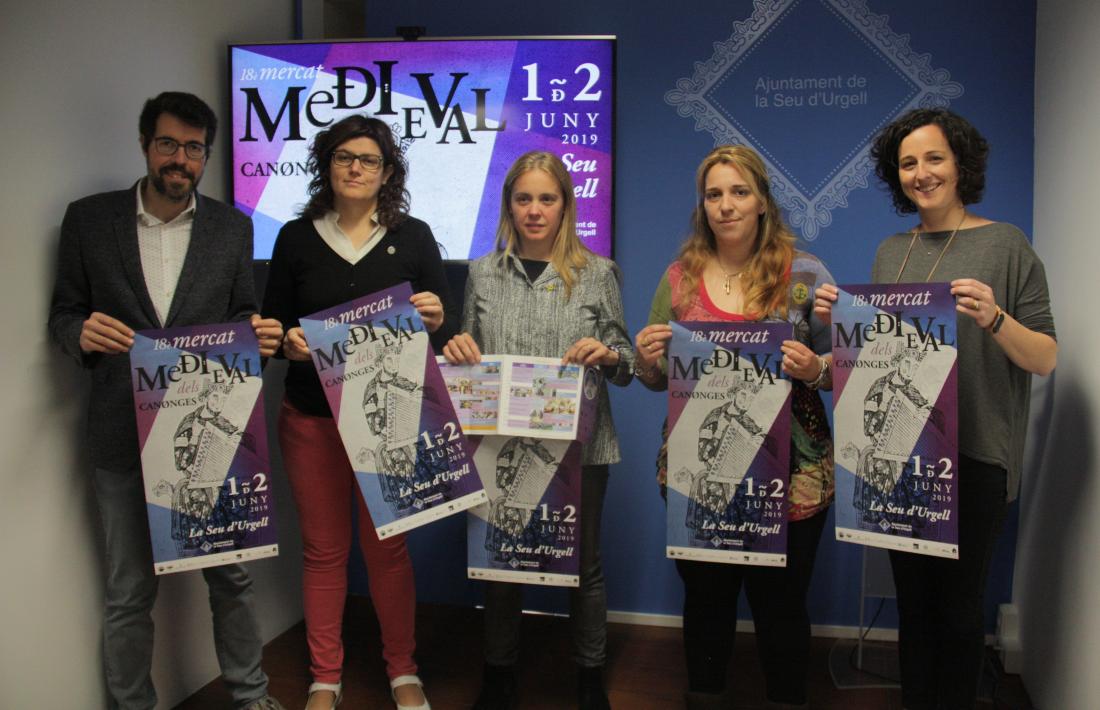 La presentació de la 18a edició del Mercat dels Canonges.