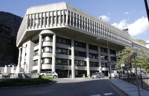 p._10_1_facana_govern_-_jgr