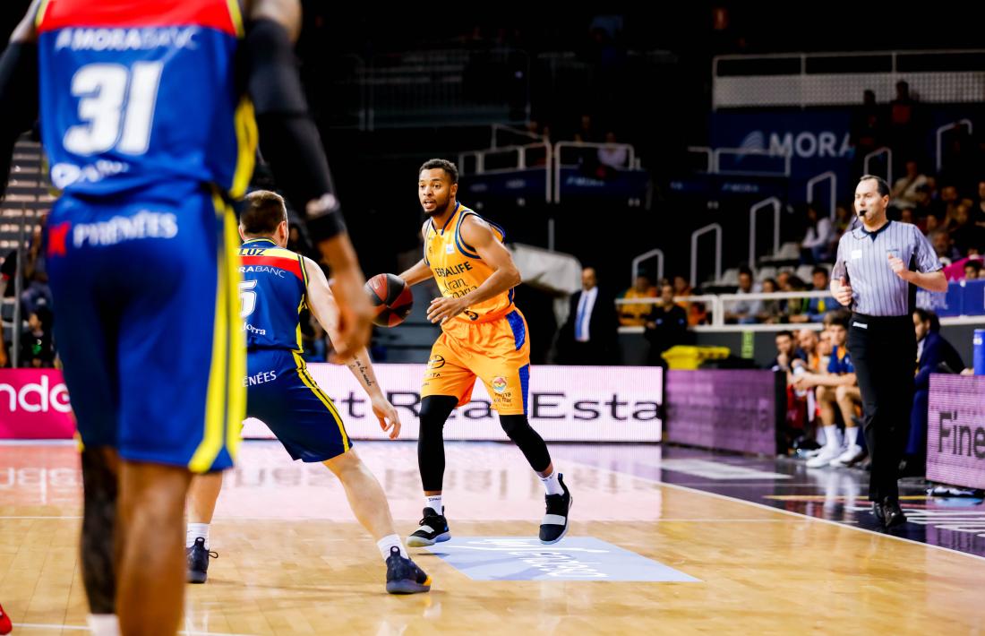 Clevin Hannah, el base?