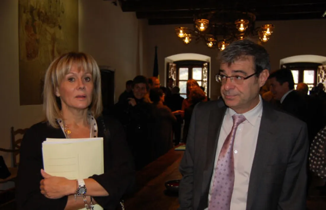 Conxita Mora i Ladislau Baró al Consell General.