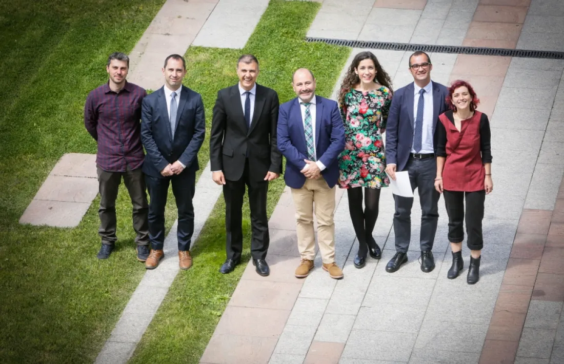 Els representants andorrans i el de Huelva que es van reunir ahir.