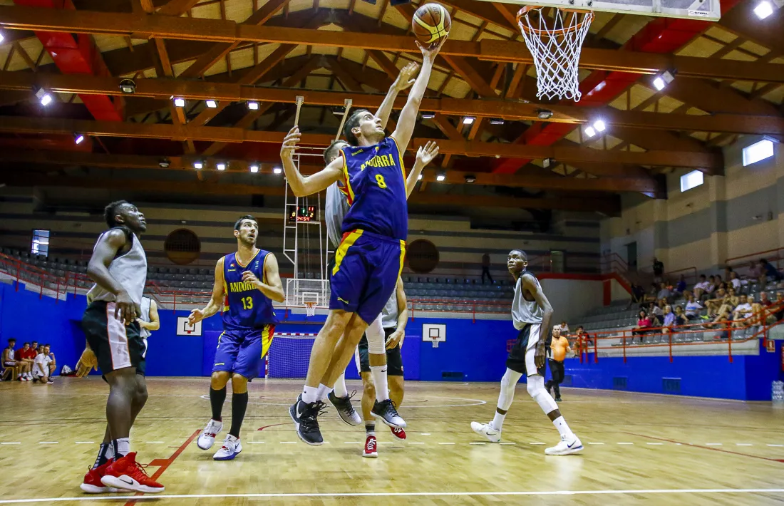  Tres triomfs i una derrota