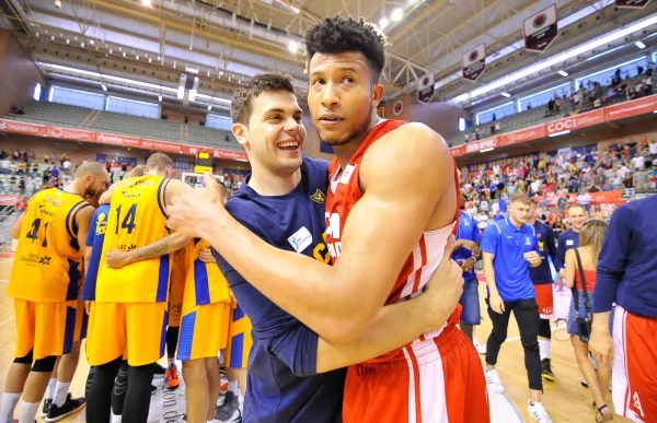 p._13_central_todorovic_rs132893_j34_ucm-hgc_firmar_acb_photo_-_j_bernal