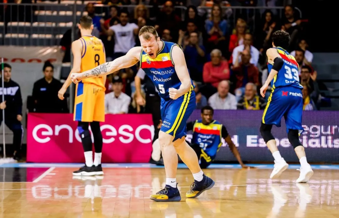  L’UCAM fa oferta per Luz