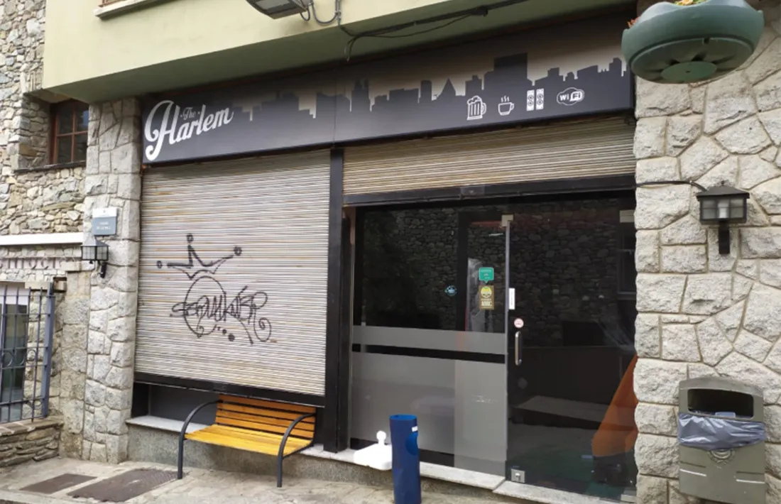 Un local d'oci al Nucli Antic d'Andorra la Vella.