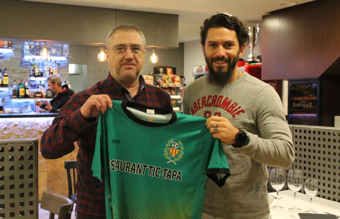 Pas al costat de José Luis Correa