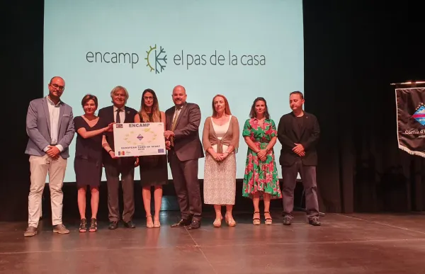 p._14_fonotot_aces_foto_oficial