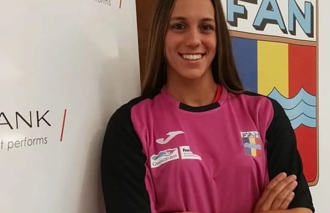  Mònica Ramírez bat  el rècord en 100 lliures