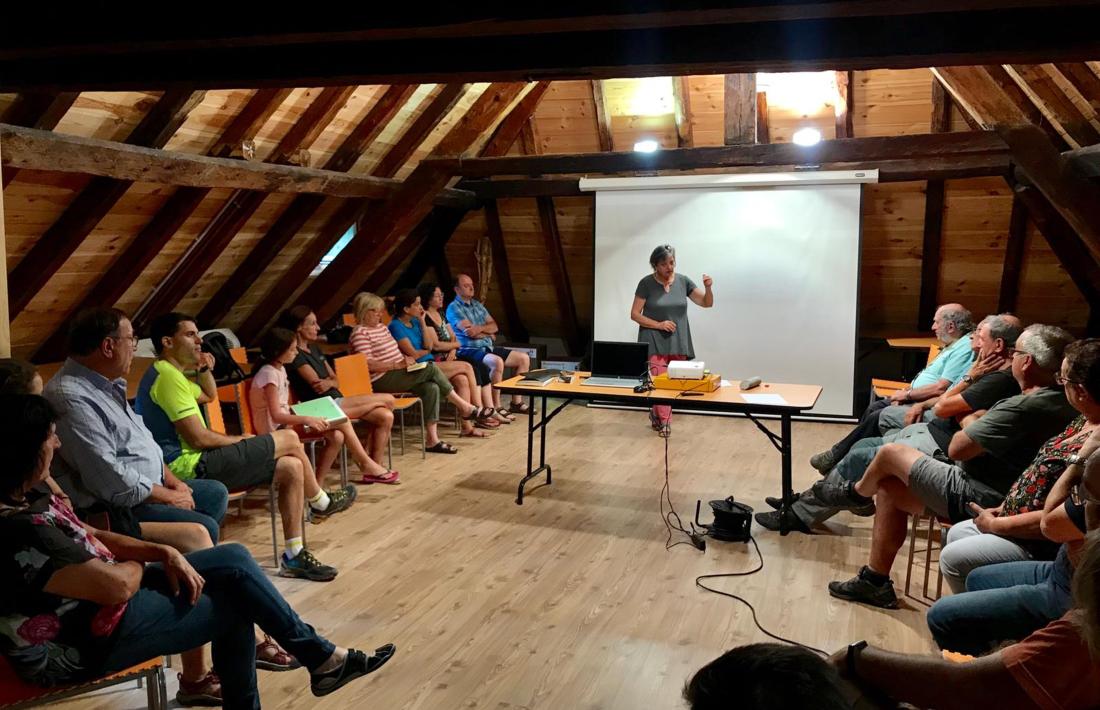 Un moment de l’assemblea que Salvem Salau va celebrar dissabte passat.