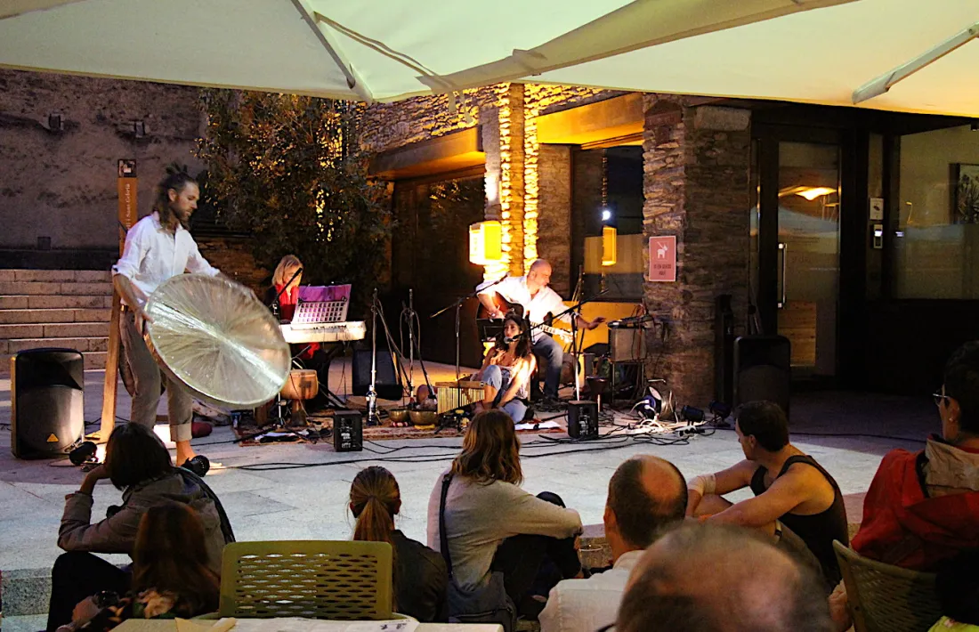 Un moment del concert d’Amaru, ahir en el marc del cicle Nits obertes d’Ordino.