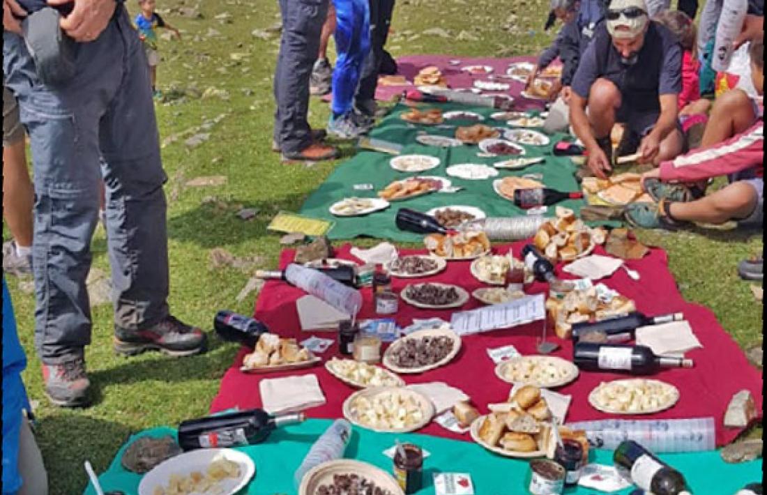 La jornada transfronterera serveix per donar a conèixer els productes locals.