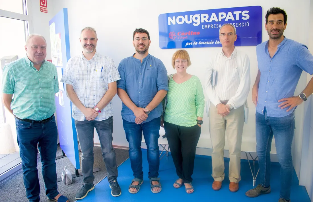 La visita de les autoritats de l’Ajuntament de la Seu a Nou Grapats.