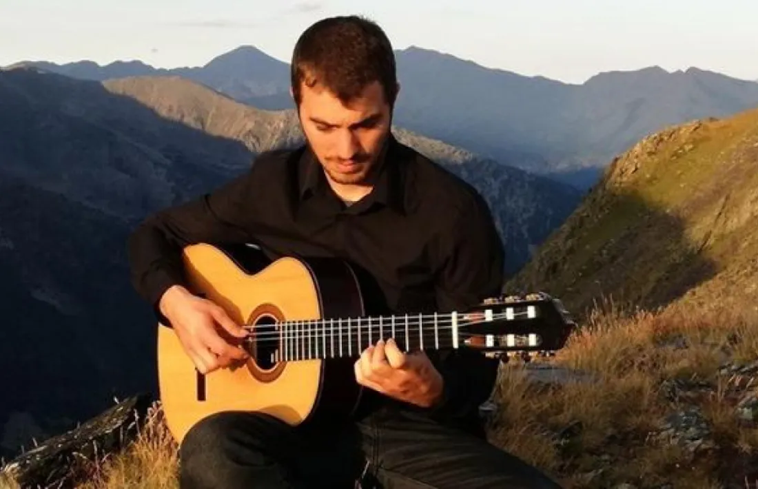 El guitarrista David Font.