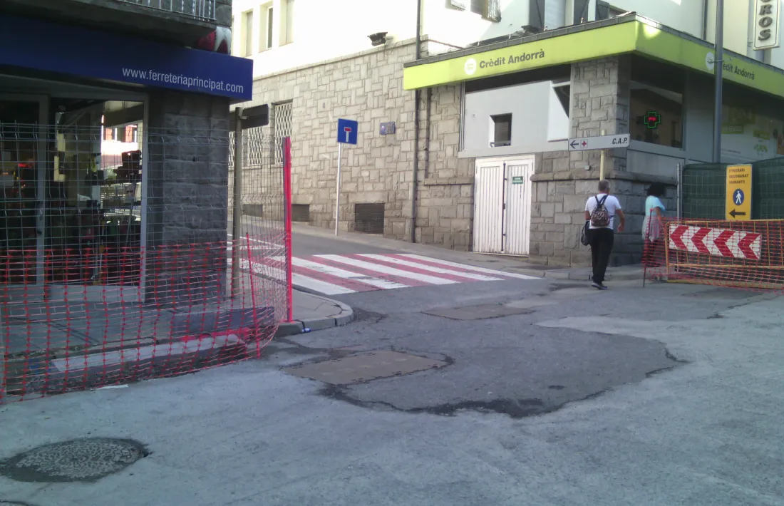 Estat actual de les obres a Joan Martí. 