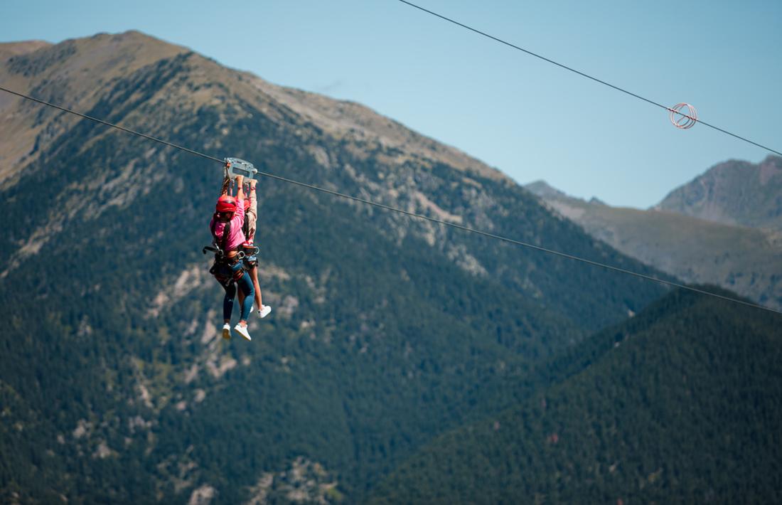 La tirolina de l'estació Vallnord-Pal Arinsal, una de les parts del Mountain Park.