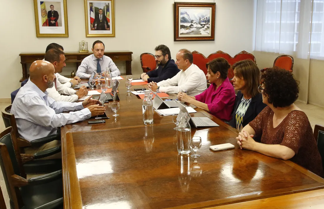 Una reunió del consell de ministres.