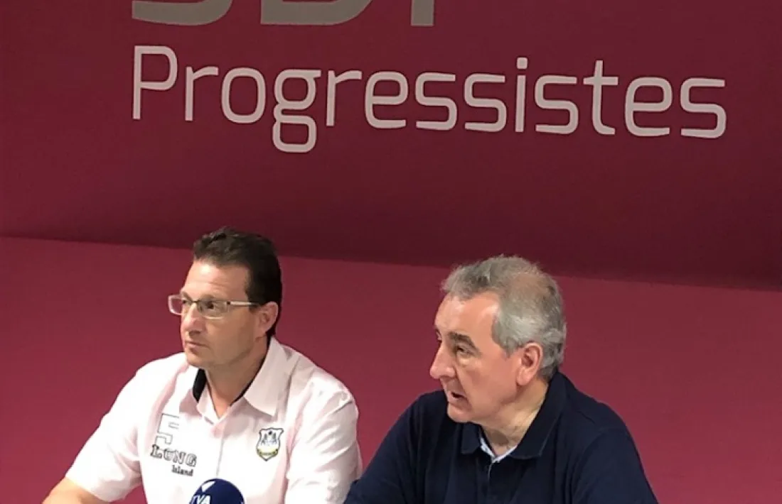 Josep Lluís Donsión i Jaume Bartumeu després de l’assemblea general de Progressistes-SDP de dissabte.
