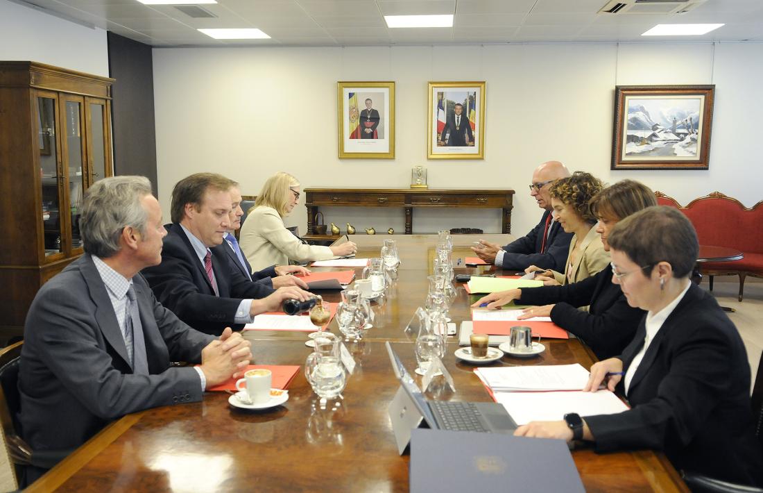 Un moment de la reunió de seguiment del comitè bilateral Fulbright.