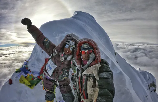 p._19_stefi_troguet_manaslu