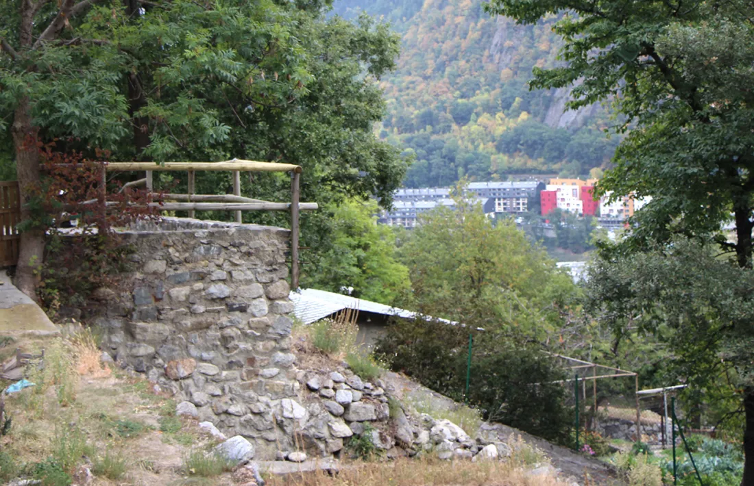 La zona on el jove es va precipitar.