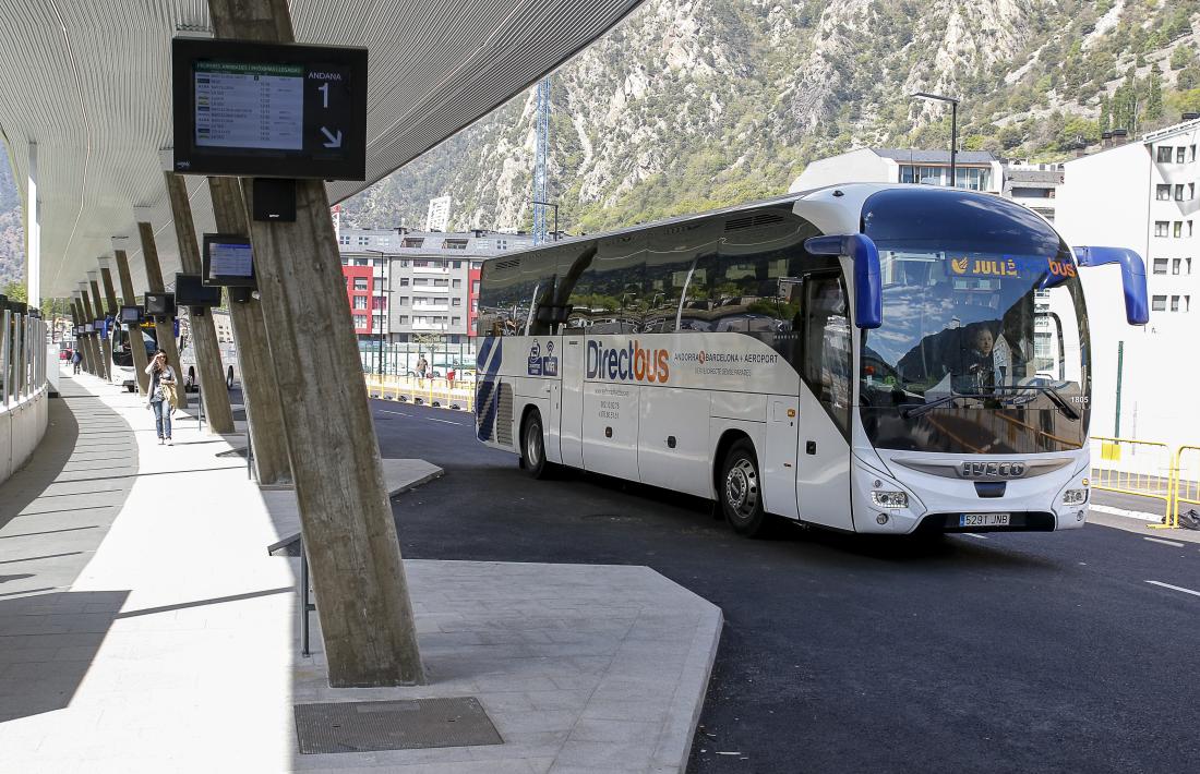 El primer servei afectat serà el del bus que surt d’Andorra a les 3.30 hores de la matinada de divendres