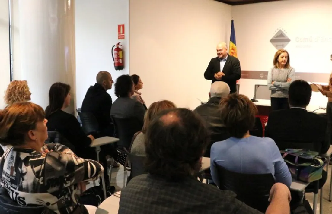 Un moment de l’acte del lliurament de premis ahir al Comú d’Encamp.