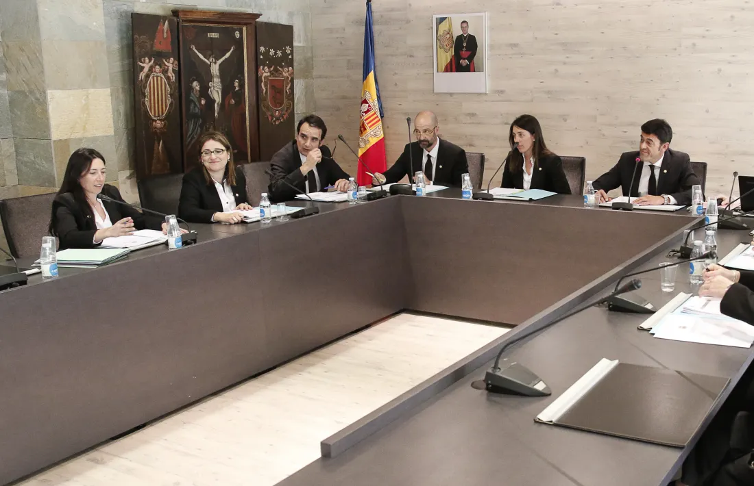 Choy intervé en un consell de comú d’Ordino com a membre de l’oposició.