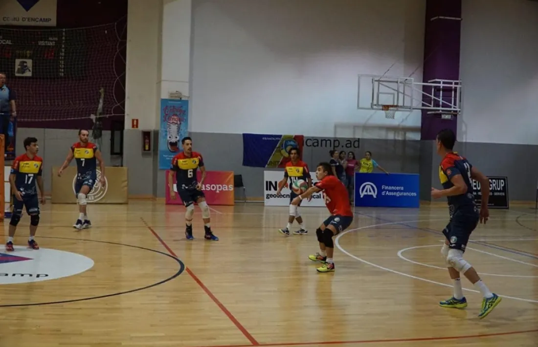 El Cevol Torredembarra passa per sobre del CV Encamp