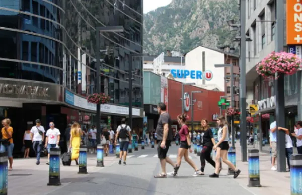 148572_part-baixa-lavinguda-meritxell-mmana_1835826575_45641109_651x366