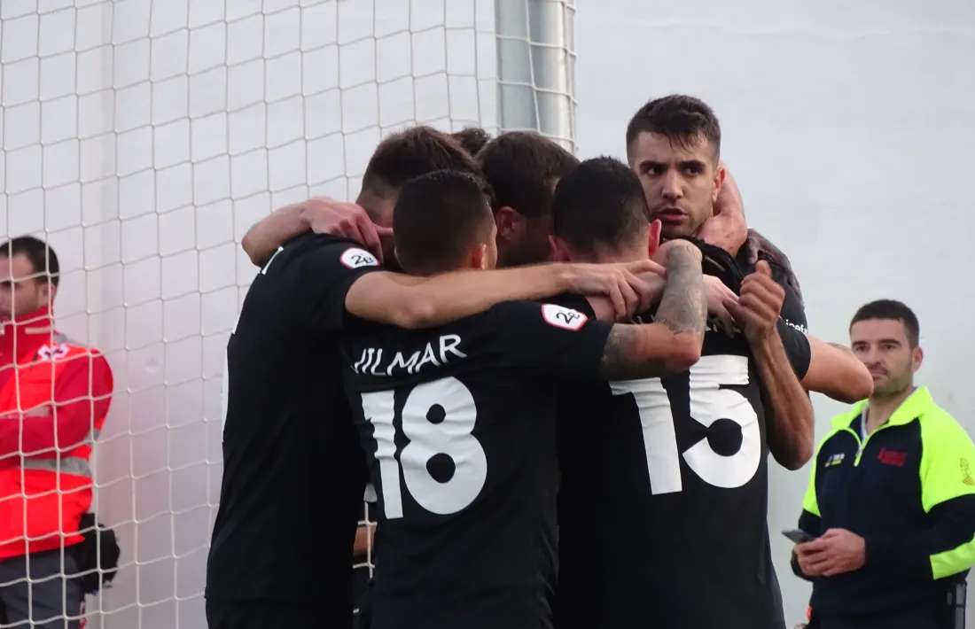 L’FC Andorra s’enfronta a  un dels possibles ‘miralls’