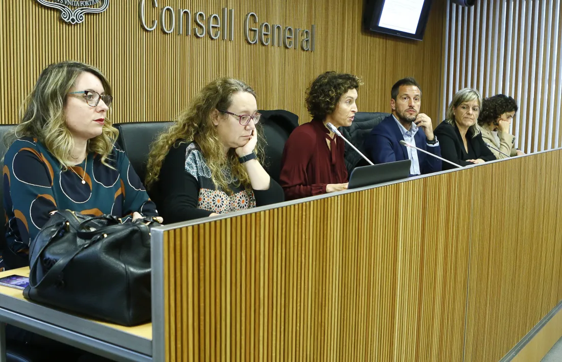 La ministra d’Afers Exteriors, Maria Ubach, va presentar ahir l’Informe d’acció exterior del 2018 davant la comissió legislativa.