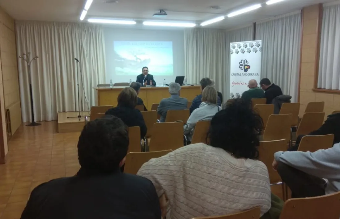 Un moment de la conferència de Vicente Martín.