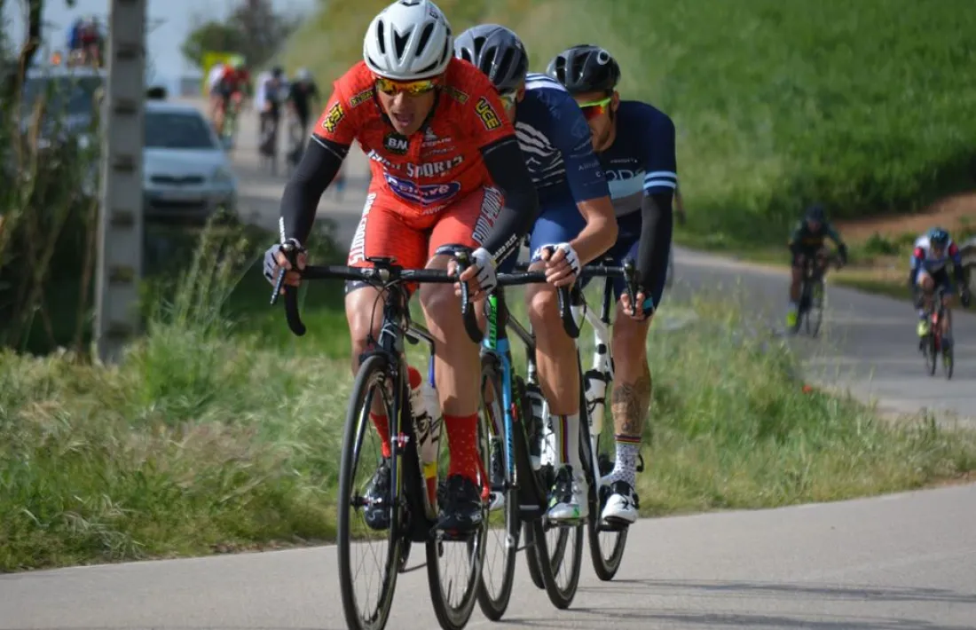 Julio Pintado deixa l’Esteve Chozas i fitxa per La Tova-Assessoria Almúdevar.