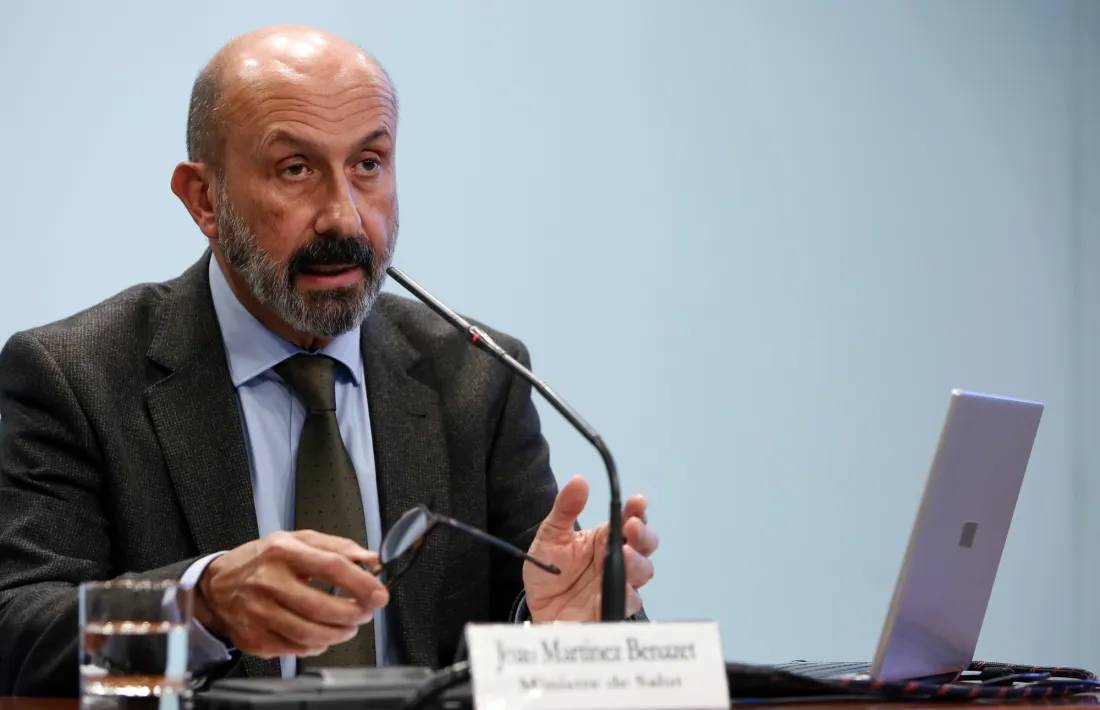 El ministre de Salut, Joan Martínez Benazet, durant la roda de premsa d’ahir a la tarda.