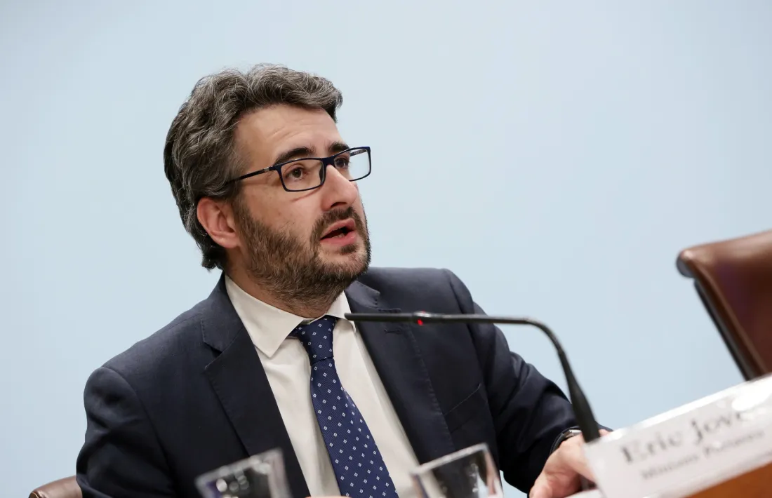 El ministre Jover en la roda de premsa posterior al consell de ministres d’ahir.