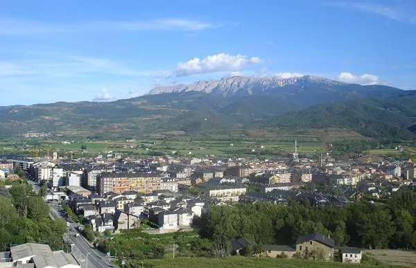 1024px-la_seu_durgell_torre_solsona