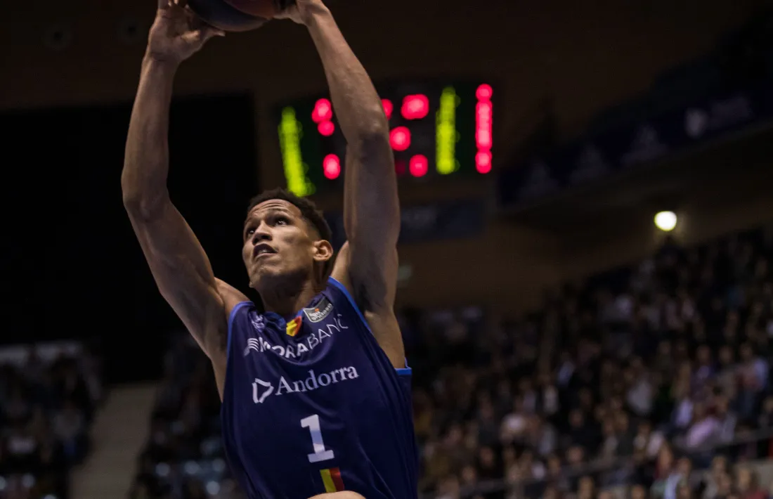 'Tyson' Pérez.