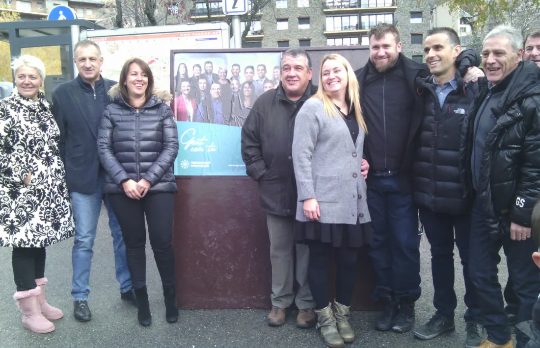 Els candidats d'Agrupament Encampadà (AE).