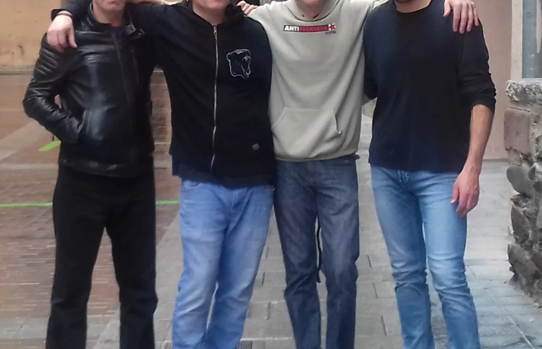 Jordi Díaz, Jordi Solé, Joao Gómez i Mario Cruz són els Komanem de ‘Nit en blanc’, a partir del 9 de desembre a la venda.