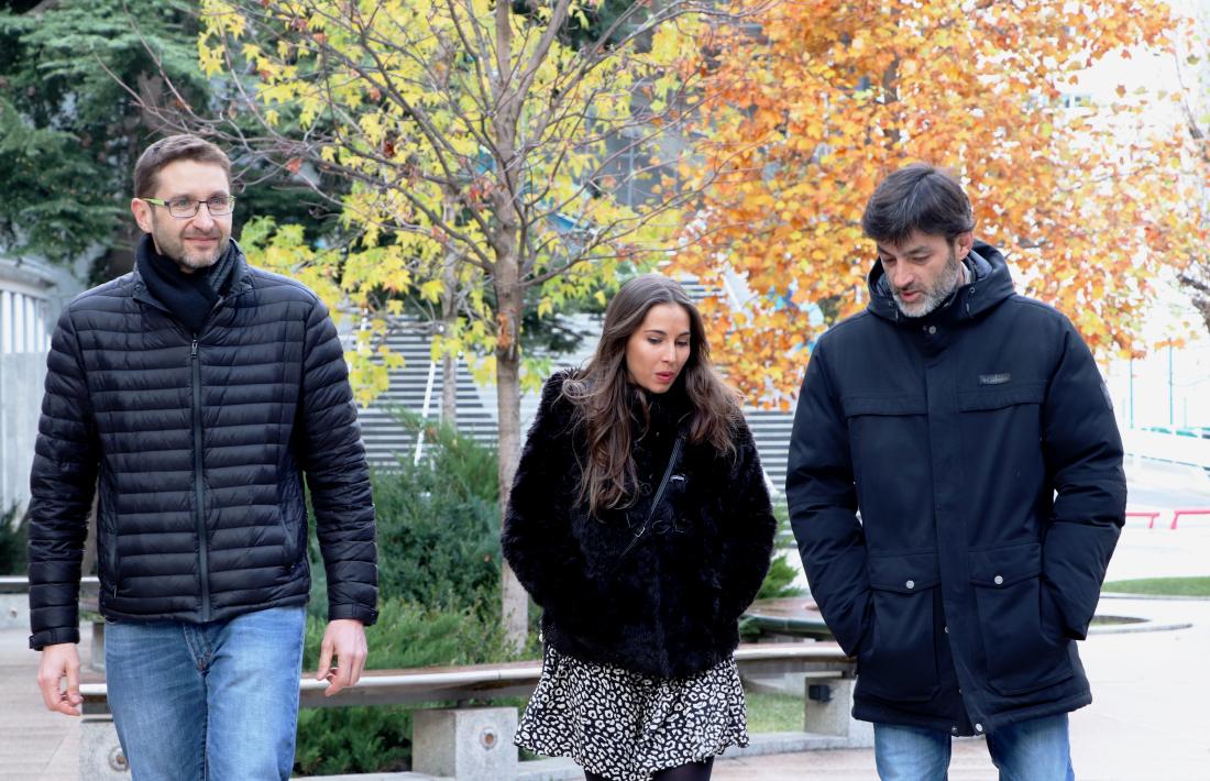 Els candidats demòcrates, Josep Travé, Laura Lavado i Pere Garcia.