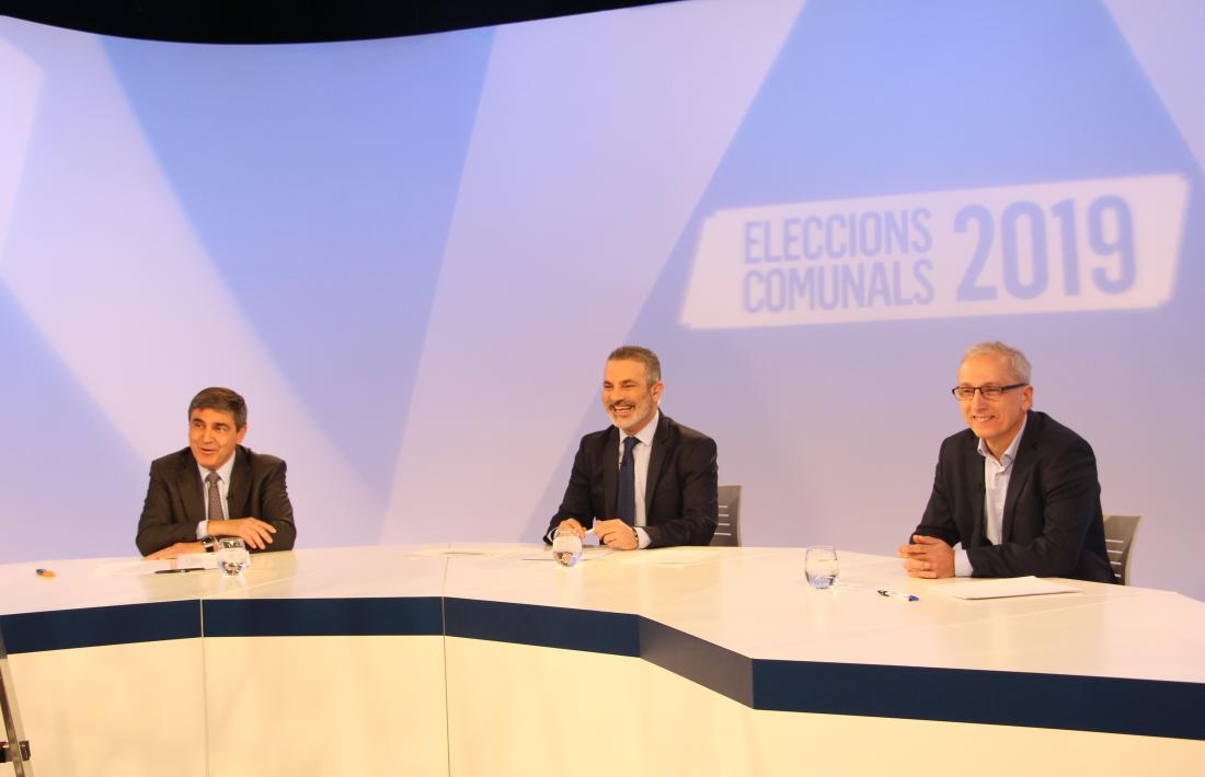 Els candidats de les dues llistes, Albert Torres i Francesc Camp, durant el debat televisiu que va tenir lloc ahir a la nit.