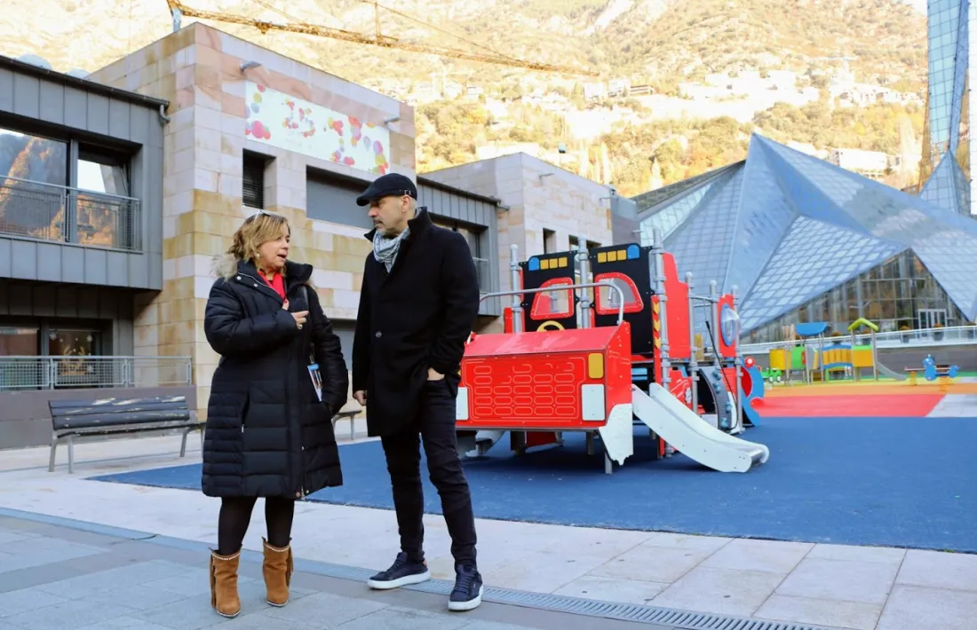 Elisabet Zoppetti va ser l'encarregada d'explicar les propostes en l'àmbit social