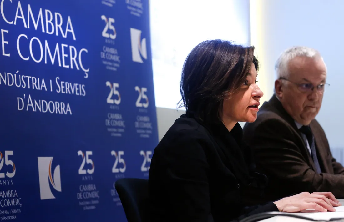 Verònica Canals i Miquel Armengol durant la presentació del curs.